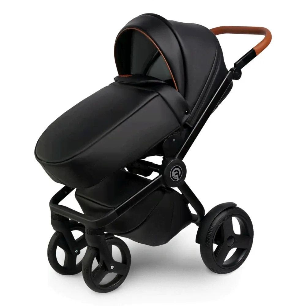 Коляска 3 в 1 Verdi Futuro, 01 black (черный)-3